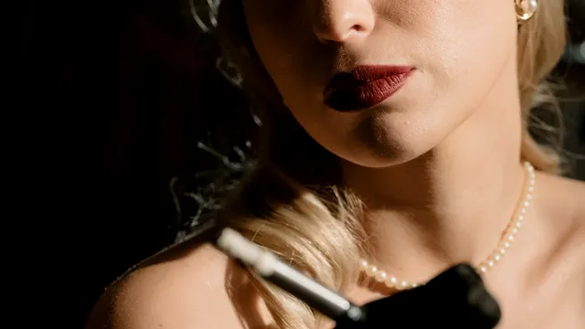 5 calități pe un bărbat le caută la o femeie. Așa arată partenera ideală 