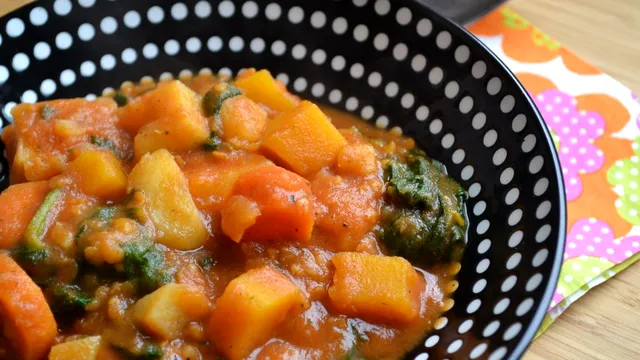 Cum se face tocana de legume după rețeta bunicii. Cât timp se fierbe pentru un gust desăvârșit