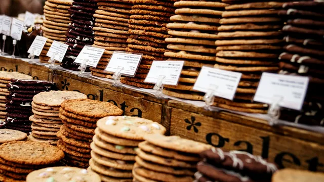 O tânără de 25 de ani a murit după ce a mâncat biscuiți din magazin. Ce s-a întâmplat, de fapt
