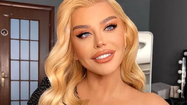Loredana Groza a ridicat gradele în termometre cu ținuta sa minusculă. I-a vrăjit pe toți după atâtea transformări: “Superbă”