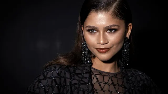 Ținuta spectaculoasă purtată de Zendaya la premiera filmului Dune 2. A știut cum să-și facă intrarea, a atras toate privirile FOTO