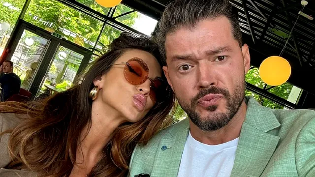 Iubita lui Victor Slav, apariție de senzație în costum de baie. Are aproape 40 de ani și un trup de model