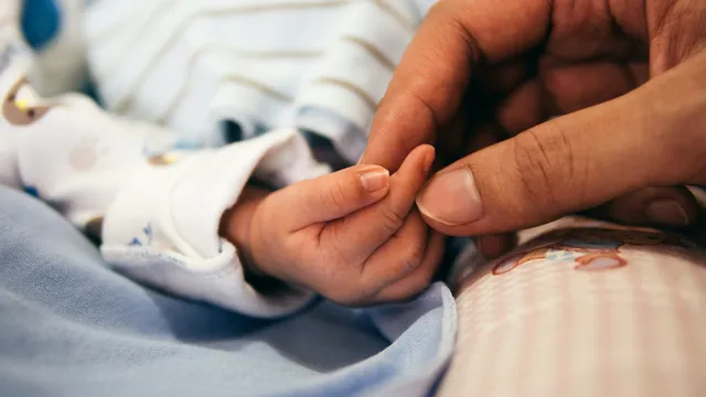 Tragedie într-un spital din Craiova. Părinții acuză neglijență după moartea fiicei lor de trei luni