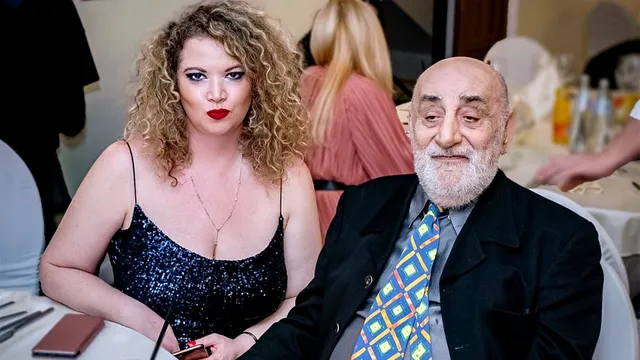 Oana Lis, ținta comentariilor răutăcioase pe rețelele de socializare. Cum răspunde vedeta criticilor despre aspectul fizic: „Ce s-a gândit o doamnă să-mi scrie la 1 noaptea”