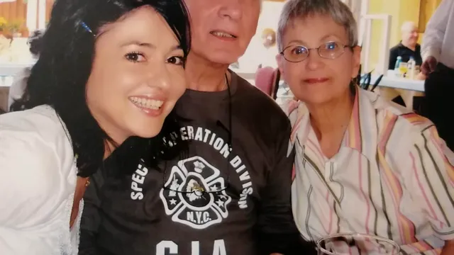 Oana Sîrbu își poartă în gând părinții dragi, din Cer: Mama îmi spunea cioculeț, când eram mică, iar tata îmi spunea alifie EXCLUSIV