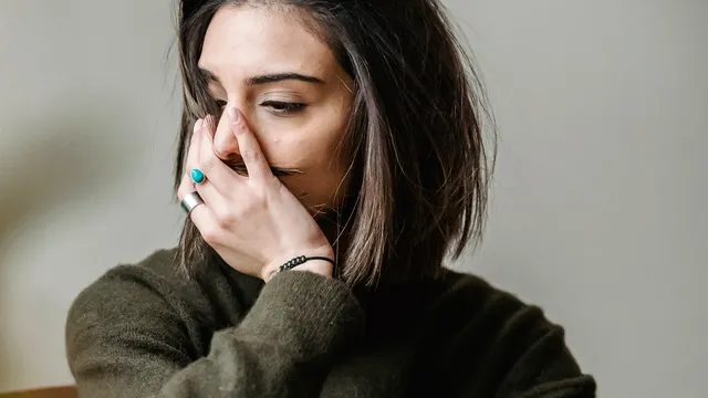 Sunt însărcinată cu amantul meu. Nu pot să îi spun adevărul soţului meu