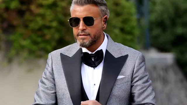 Ce face Cătălin Botezatu în backstage, la prezentările de modă internaționale. „Știu să înjur și să urlu la manechine în toate limbile” VIDEO EXCLUSIV