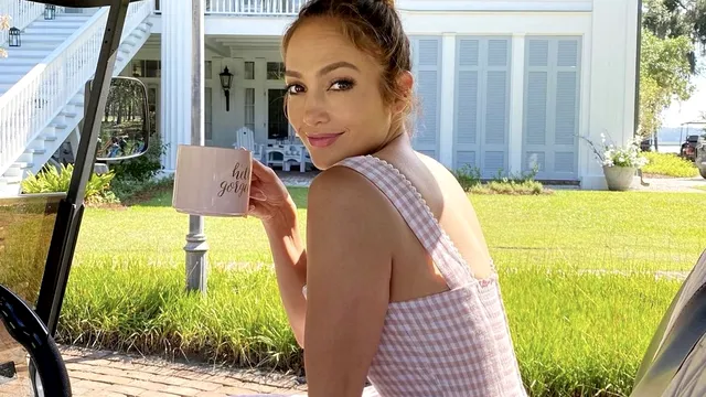Jennifer Lopez a descoperit elixirul tinereții. Trucul la care apelează pentru o piele fără riduri și imperfecțiuni