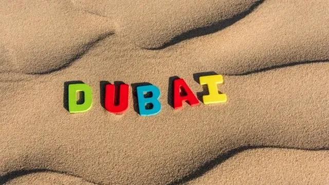 De ce merg atâția oameni în Dubai în luna februarie? Cel mai mare festival din lume este aici