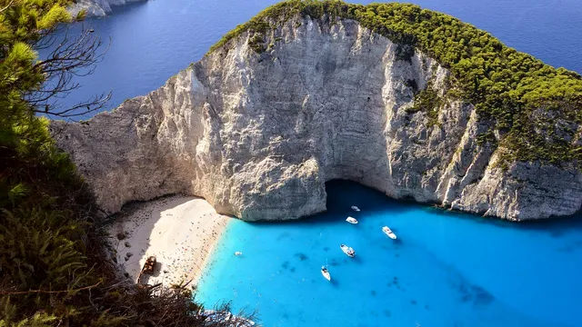 Top 10 cele mai frumoase insule din Grecia. Trebuie să le vizitezi cel puţin o dată în viaţă