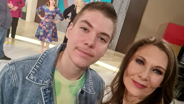 Romanița Iovan uimită de fiul său, Albert. I-a spus că este o mamă bătrână. Cum a reacţionat creatoarea de modă EXCLUSIV