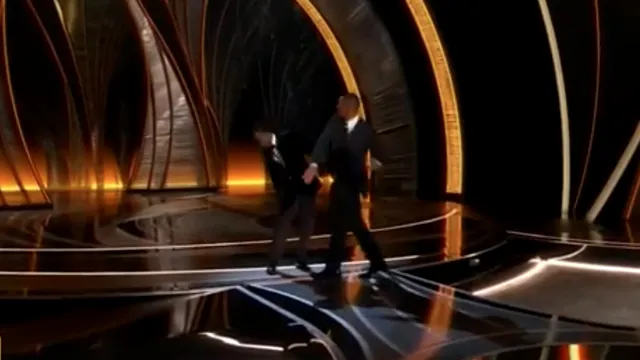 Will Smith - derapaj uriaș la Premiile Oscar 2022. Actorul s-a enervat la culme și l-a pălmuit pe comediantul Chris Rock