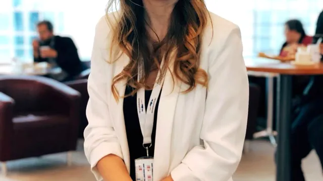 Avocat Mălina Bucur: Femeile sunt mai mult decât potrivite pentru această profesie. Pe lângă cunoștințe juridice, e nevoie de empatie și răbdare. Oamenii vin la avocați ca la doctori EXCLUSIV