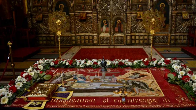 Când se trece pe sub masă de Paşte. Semnificaţia acestui obicei