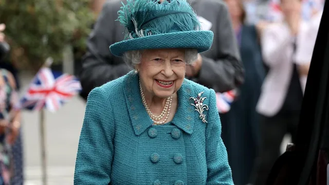 Documentele secrete pe care le deţine Regina Elisabeta a II-a. Le ţine foarte bine ascunse