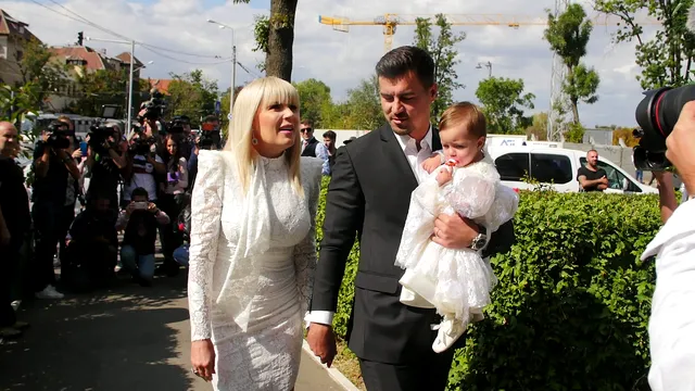 Clipe dificile pentru fiica Elenei Udrea. Ce i-a spus micuța tatălui său după ce mama ei a fost arestată