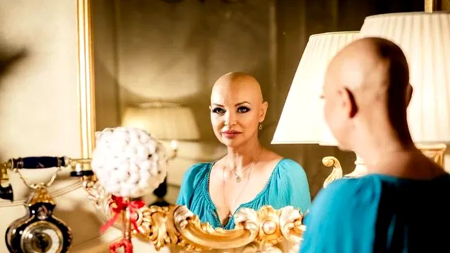 Eugenia Șerban nu s-a lăsat nicio clipă doborâtă în lupta cu cancerul: La ședințele de chimio mergeam fardată, cu peruca impecabilă, eventual în mini și pe tocuri