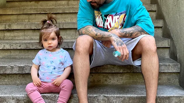 Matteo, un tată relaxat doar până când fiica lui va împlini 14 ani: „După aceea o să iau atitudine. O să fugă băieții de ea că vine taică-su ăla tatuat și chelios”. EXCLUSIV