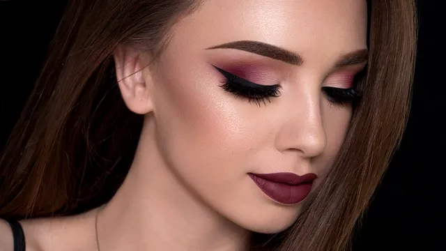 Claudia Preduca, make-up artist, despre secretele machiajului pe timp de vară. Fondul de ten este ideal pentru tenul gras EXCLUSIV