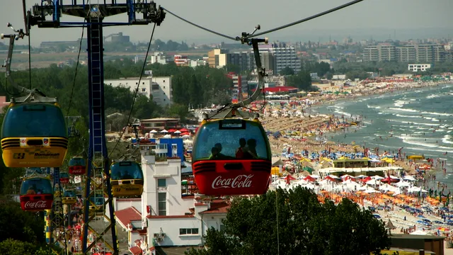 Ce preț are plimbarea cu telegondola din Mamaia în 2022. Cât costă un bilet pentru adulți sau pentru copii