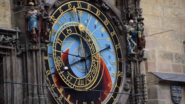Horoscop zilnic 2 iunie 2022. Luna își continuă tranzitul prin zodia Rac. Cum sunt afectate zodiile
