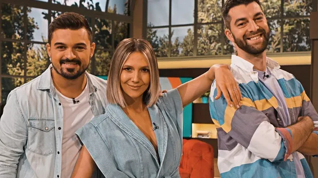Cine o înlocuiește pe Adela Popescu la Vorbeşte Lumea. A mai fost în echipa emisiunii de la Pro TV
