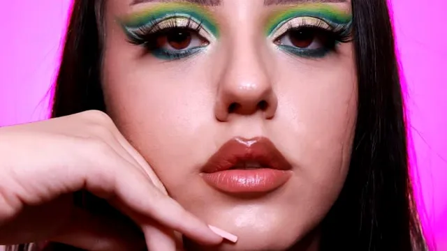 Cum reușim să ne mărim ochii și buzele, cu ajutorul machiajului. Claudia Preduca, make-up artist, ne învață ce să facem când avem pleoapele căzute: “Este mai greu de realizat” EXCLUSIV