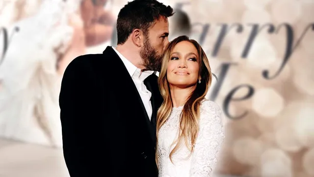 Jennifer Lopez și Ben Affleck s-au căsătorit. Ce ținută spectaculoasă a purtat cântăreața la marele eveniment. FOTO