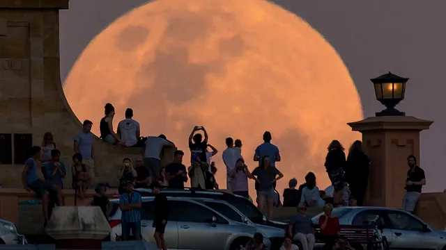 Superluna, fenomenul astronomic spectaculos, de pe 13 iulie. Cum ne influențează