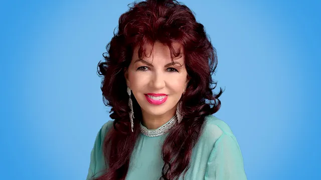 Carmen Harra și fiica ei, imagini de colecție. De ce Alexandra este comparată cu celebra Kim Kardashian