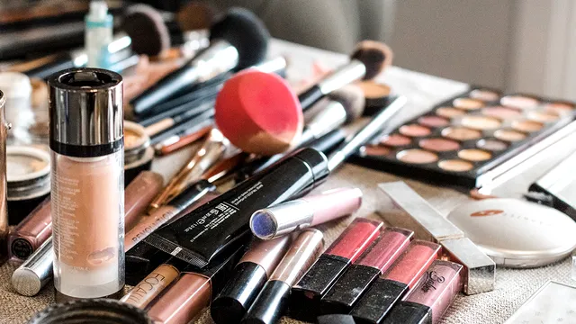 Ce valabilitate au produsele cosmetice, de fapt. Nu are legătură cu termenul afișat pe etichetă