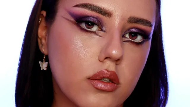 Claudia Preduca, make-up artist, ne spune totul despre machiajul îndrăzneț, cu ștrasuri și fard metalic. Cum menținem strălucirea pe ten EXCLUSIV
