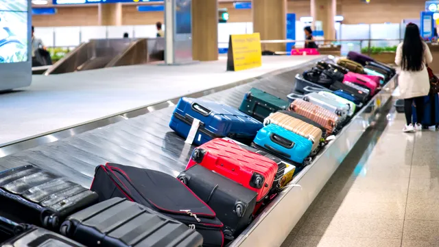 Ce poți să faci când ți se pierde bagajul în aeroport. Cum trebuie să procedezi și ce drepturi ai, de fapt