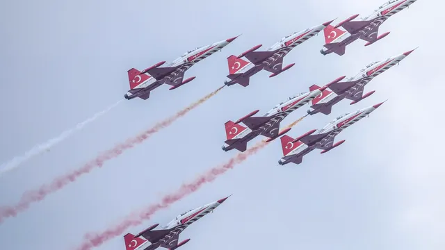 Program BIAS 2022. Cel mai mare show aviatic din țară a început. Primele imagini