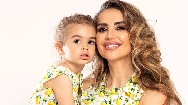 Roxana Blagu nu este adepta parentingului modern. „Libertate, libertate, dar într-un anumit stil și cu o anumită limită”. Ce soluții propune. Exclusiv