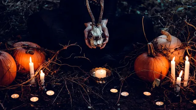 Superstiții de Halloween 2022. Ce nu e bine să faci sub nicio formă