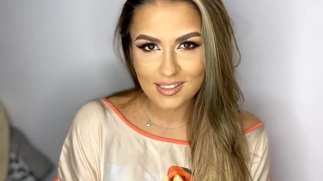 Decizia luată de vloggerița Cristina Almășan, după ce a devenit mamă. Care este marele ei vis: “Mi-ar plăcea, într-adevăr” VIDEO EXCLUSIV