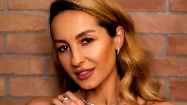 Motivul pentru care Flavia Mihășan a ales să își taie pleoapele. Cum arată după această intervenție