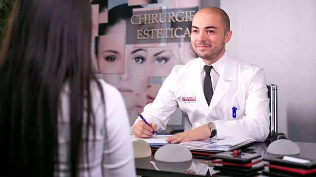 Cele mai populare operații estetice la care apelează femeile. Alin Bortolini, chirurg estetician: „Cu cât vârsta este mai înaintată, avem nevoie de lucruri mai avansate” EXCLUSIV