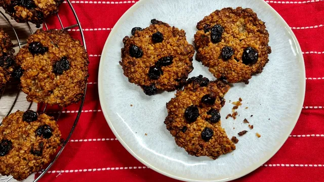 Biscuiți cu ovăz și banane. Rețeta de post din 3 ingrediente