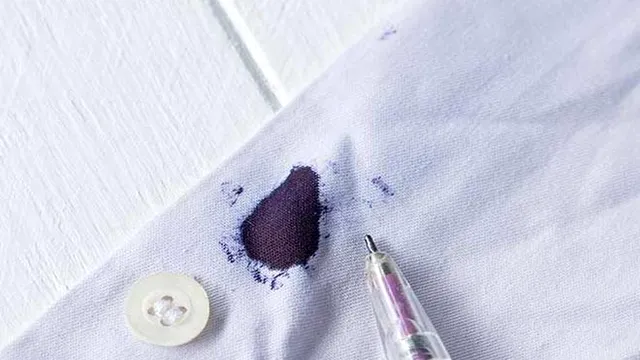 Cu ce se curăță petele de cerneală sau pix. Soluția banală