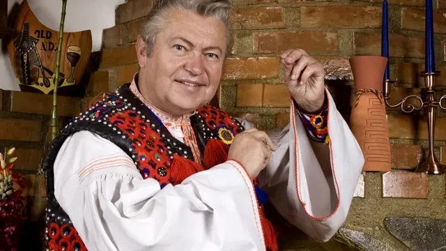 Cum reușește Gheorghe Turda să se mențină într-o formă extraordinară, la 74 de ani: Iubesc frumusețea doamnelor și frumusețea oamenilor care mă înconjoară VIDEO EXCLUSIV