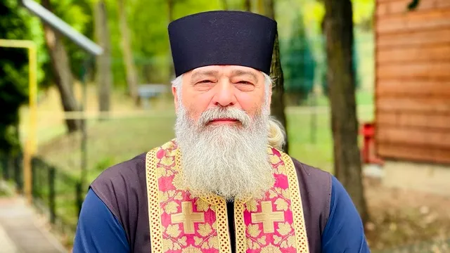Părintele Calistrat, reacție după scandalul uriaș: „Lui Dumnezeu și celor bine credincioși le cer iertarea creștină”. Ce a spus preotul despre faptele sale
