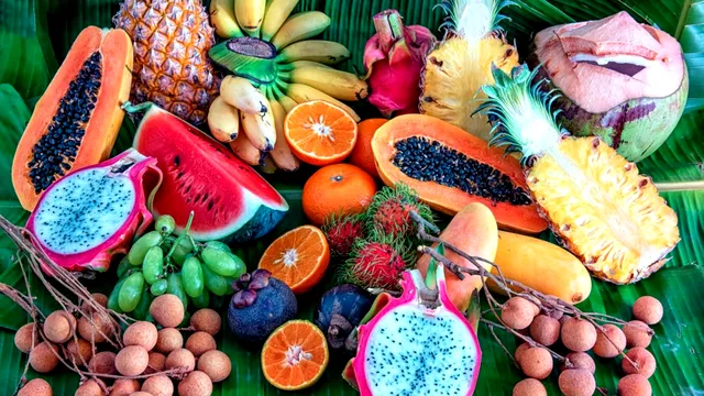 Cum se citesc corect etichetele de pe fructe. Ce semnificație au cifrele. Detaliul la care e bine să fii atent
