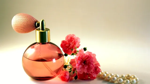 Când expiră un parfum și de ce nu e bine să-l folosești niciodată după această perioadă. Pericolul nebănuit
