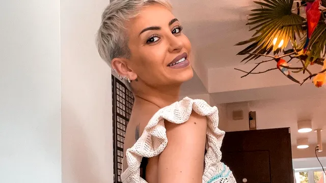 Ce pasiuni nebănuite are Giulia Anghelescu: „Chiar dacă nu am nevoie, vreau”. Cum petrece vedeta Crăciunul VIDEO EXCLUSIV