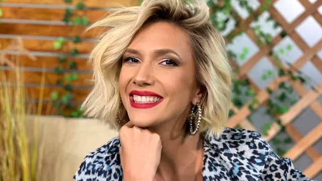 Ce studii are Adela Popescu, de fapt. Nu mulți știu că aceasta este meseria de bază a vedetei Pro TV