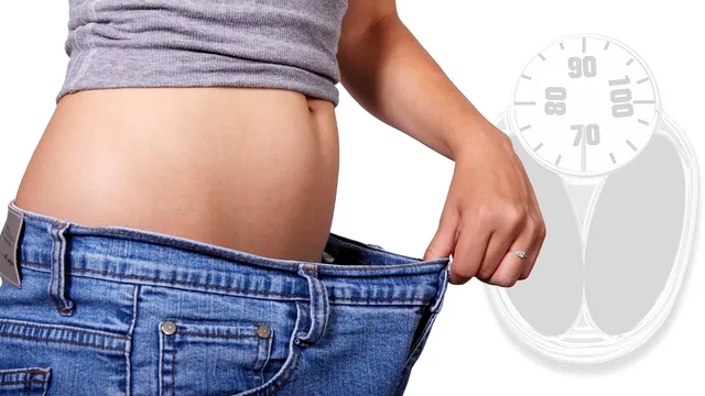 Metoda prin care o doctoriță a slăbit 45 de kilograme. Cei 5 pași esențiali care au ajutat-o