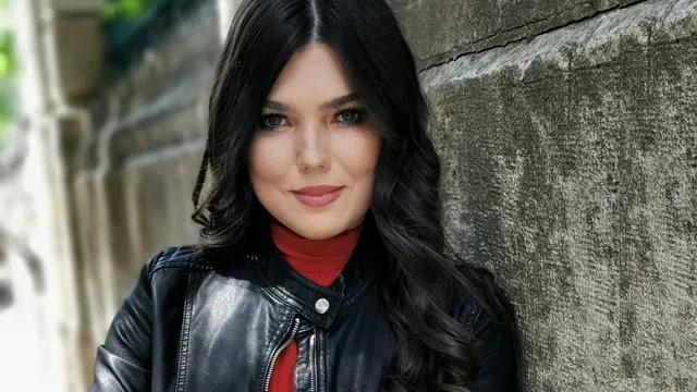 Motivul pentru care Paula Seling a ținut secret faptul că a adoptat o fetiță, în urmă cu 6 ani. „Elena mi-a spus mama din prima clipă”
