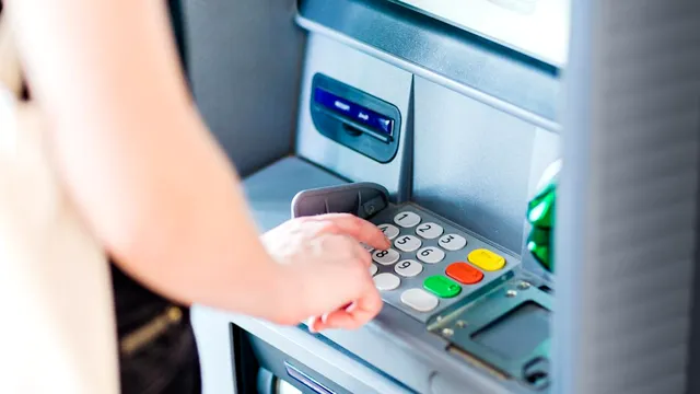 Ce se întâmplă dacă apeși tasta 6 de la bancomat. Funcția secretă pe care o poți activa